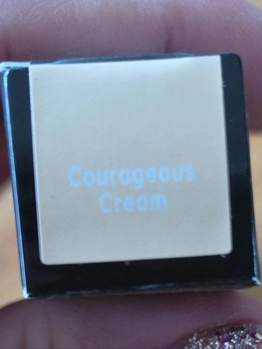 it cosmetics Eyeshadow Single - Courageous Cream (Cream Shade)